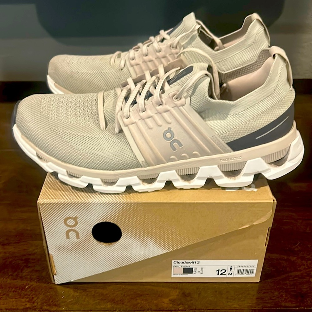 On Cloud - Cloudswift 3 - Pearl/Eclipse - Men’s Size 12 - Lightly Worn
